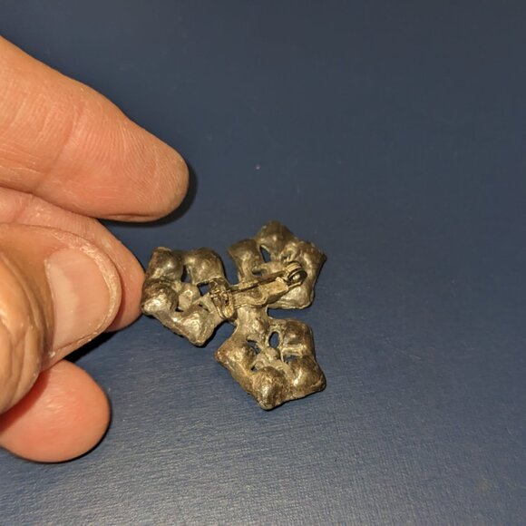 Vintage Classic Rhinestone Brooch/Pin Bright Shiny Bold - Picture 3 of 4